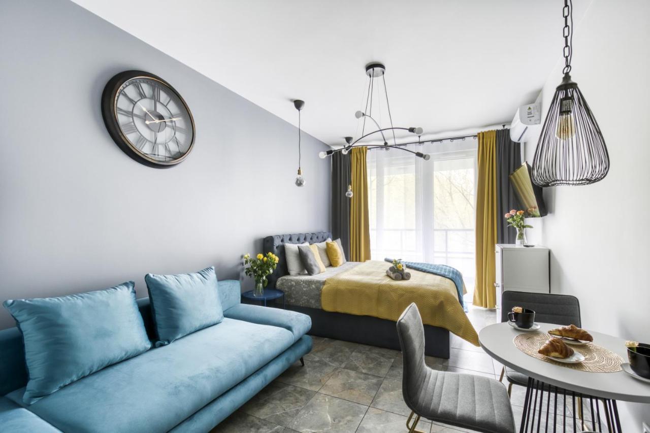 Stylowe Studio Krzemieniecka, Metro Slodowiec, Free Parking By Cosmo Spirit Варшава Экстерьер фото